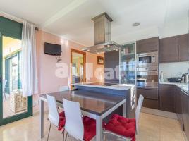 Houses (villa / tower), 390.00 m², almost new, Calle Mossèn Cinto, 1