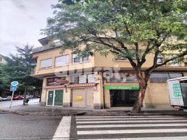 For rent business premises, 115.00 m², Avenida del Salòria