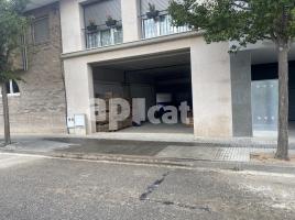 Lloguer local comercial, 210.00 m²