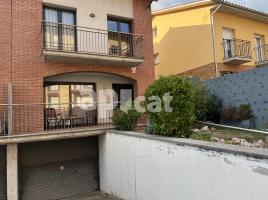 Houses (terraced house), 256.00 m², almost new, Calle Riu