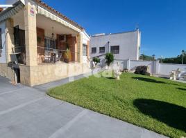 Houses (villa / tower), 129.00 m², near bus and train