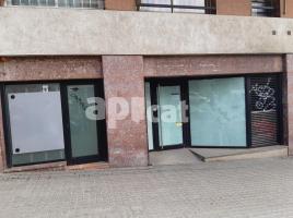 For rent business premises, 238.00 m², near bus and train, Calle de los Castillejos, 362