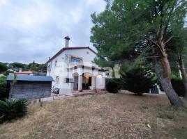 Houses (villa / tower), 205.00 m²