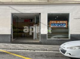 Business premises, 61.00 m², close to bus and metro, Calle de la Conca de Tremp, 40