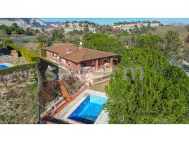 Detached house, 265.76 m², almost new