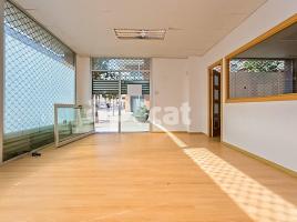 Local comercial, 104.00 m², Calle de la República