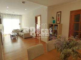Flat, 110 m², almost new, Zona