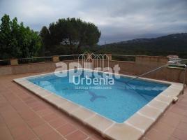 Houses (terraced house), 221 m², almost new, Zona