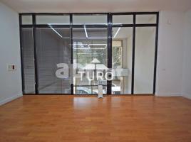 For rent business premises, 200 m², Zona