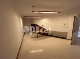 For rent office, 22.00 m², Calle TRES CREUS