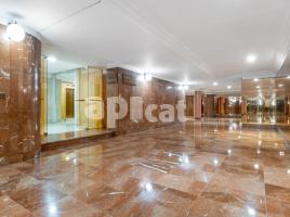 For rent flat, 201.50 m², near bus and train, RAMBLA