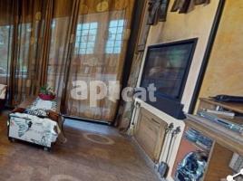 Houses (country house), 258.00 m², near bus and train, almost new