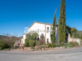 Houses (country house), 654.00 m², near bus and train