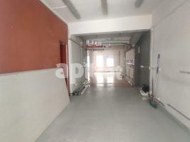 For rent business premises, 304 m², Zona