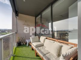 Flat, 150.00 m², almost new