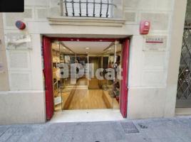 Business premises, 140.00 m², close to bus and metro, Calle de Rocafort, 159