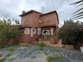 Houses (villa / tower), 3285.00 m², almost new