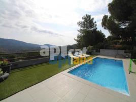 Houses (detached house), 160.00 m², near bus and train, almost new, Serra Brava