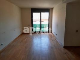 Flat, 134.00 m², near bus and train, almost new, Gelida