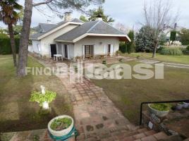 Houses (detached house), 500.00 m², near bus and train