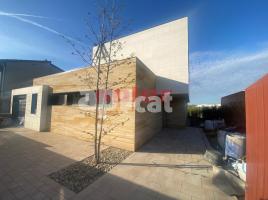 New home - Flat in, 204.00 m²