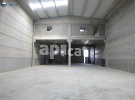 Nave industrial, 734.00 m²