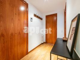 Flat, 120.00 m², near bus and train, almost new, El Centre