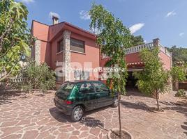 Houses (detached house), 137.00 m², near bus and train