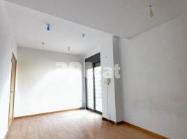 Flat, 43.00 m², near bus and train, almost new, Torre-sana