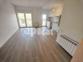 Apartament, 67.00 m², جديد تقريبا, Carretera de Girona