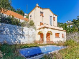 Houses (detached house), 235.00 m², near bus and train, almost new, Serra Brava