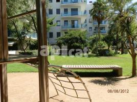 Flat, 93.00 m², almost new