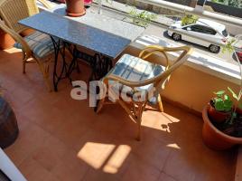Flat, 75.00 m², near bus and train, almost new, COSTA