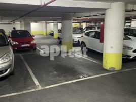 For rent parking, 12.00 m², Calle d'Aragó, 8