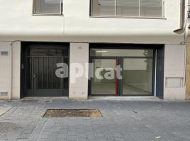 For rent business premises, 20.00 m², near bus and train, almost new, Calle Sant Pau, 4