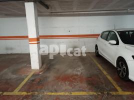 Parking, 12.00 m², almost new, Avenida Ernest Lluch, 53