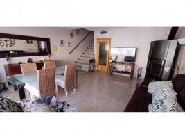Detached house, 219.00 m², almost new