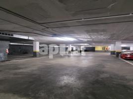 For rent parking, 10.00 m², Calle de Castella, 37