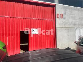 Nau industrial, 489.00 m², seminou