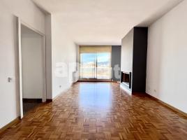 Flat, 214.00 m², close to bus and metro, Calle de Vilamarí, 38