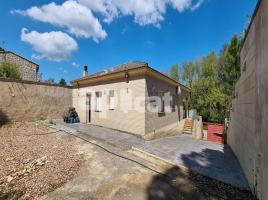 Houses (villa / tower), 154.00 m², almost new