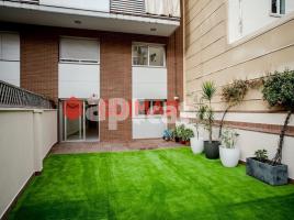 Flat, 178.00 m², close to bus and metro, almost new, El Guinardó