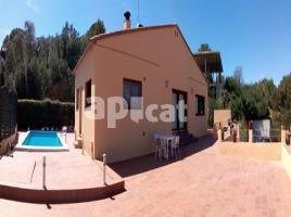 Houses (detached house), 317 m², almost new, Zona