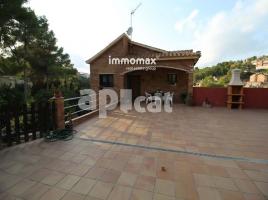 Houses (terraced house), 262 m², almost new, Zona
