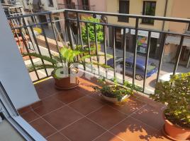Flat, 86.00 m², almost new, Calle Camprodon
