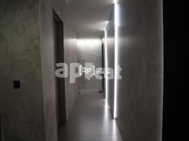 Flat, 109 m², almost new, Zona