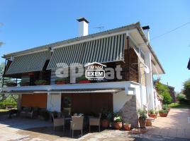 Casa (chalet / torre), 406.00 m²