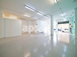 For rent business premises, 180.00 m², Calle de Pompeu Fabra