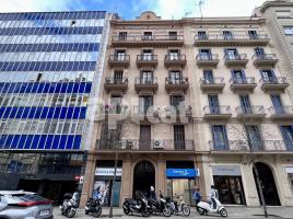 Pis, 140.00 m², 附近的公共汽車和火車, Calle de Balmes, 249