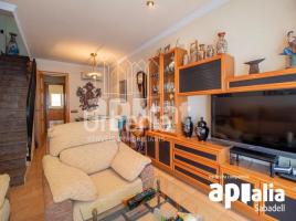 Casa (unifamiliar adosada), 204 m², seminuevo, Zona